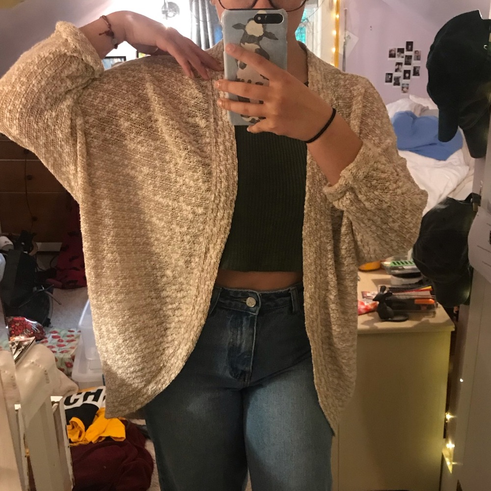 Forever 21 3/4 sleeve knitted cardigan!